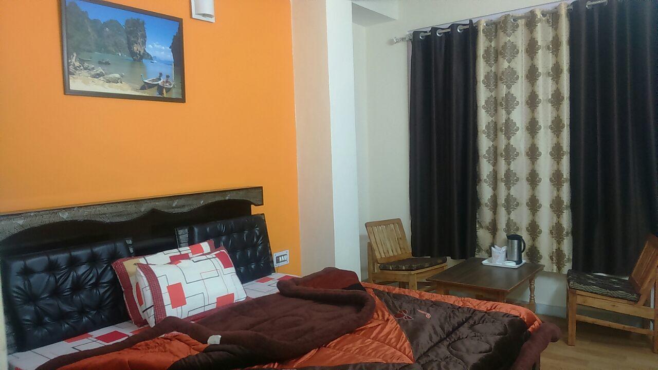 Hotel Mansarovar Banjar Ngoại thất bức ảnh